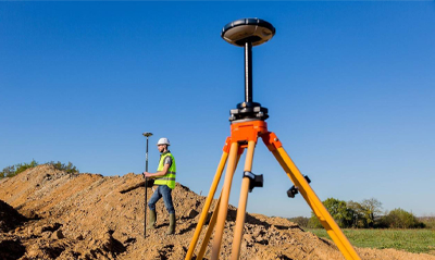 RTK與全站儀有哪些區(qū)別??jī)烧邇?yōu)缺點(diǎn)對(duì)比
